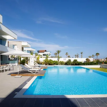 Beachfront Luxury Tranquility Villa *