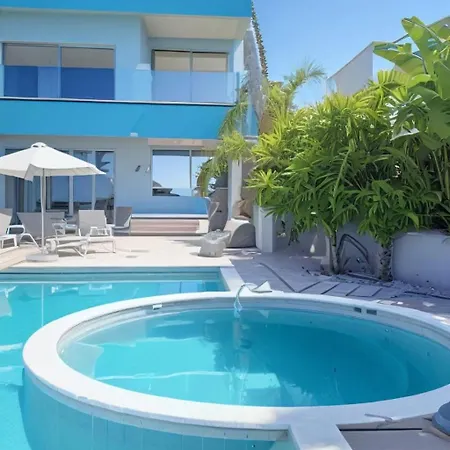 וילה Beachfront Luxury Tranquility איה נאפה