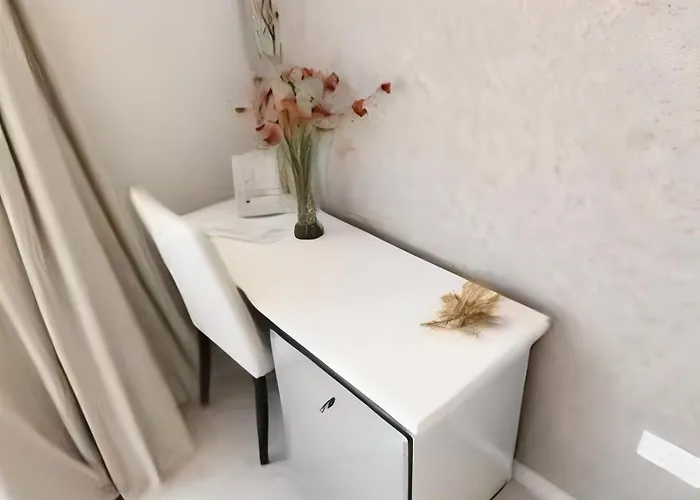 Beachfront Luxury Tranquility