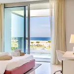 Beachfront Luxury Tranquility