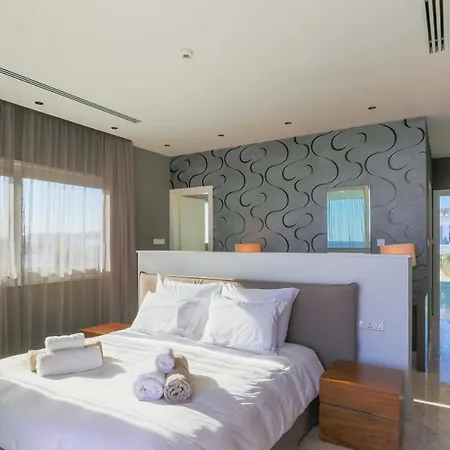Beachfront Luxury Tranquility Βίλα Αγία Νάπα