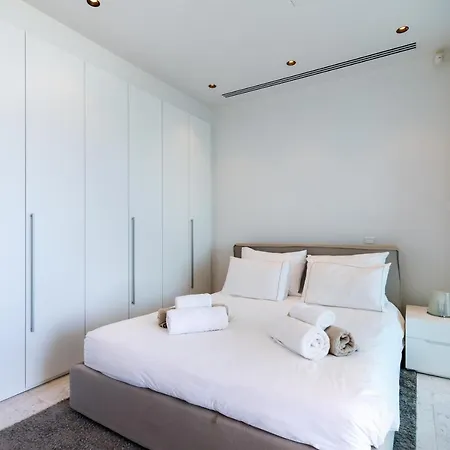 Beachfront Luxury Tranquility Αγία Νάπα