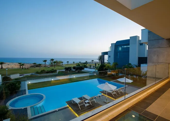 Beachfront Luxury Tranquility