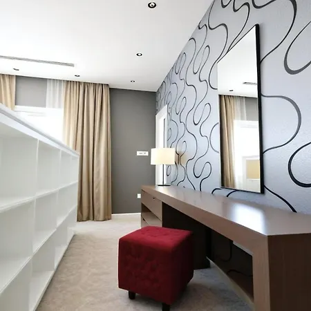 Beachfront Luxury Tranquility 别墅 *