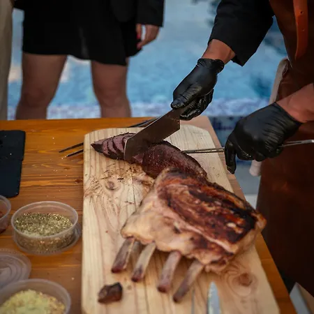 Beachfront Luxury Tranquility *