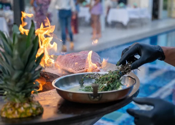 Villa Beachfront Luxury Tranquility *