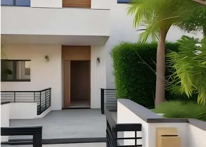 Villa Beachfront Luxury Tranquility